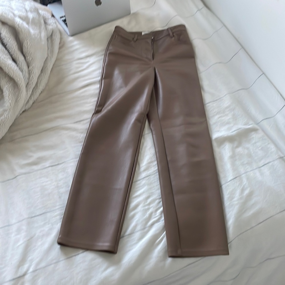 Aritzia Melina pant, light brown, size 00